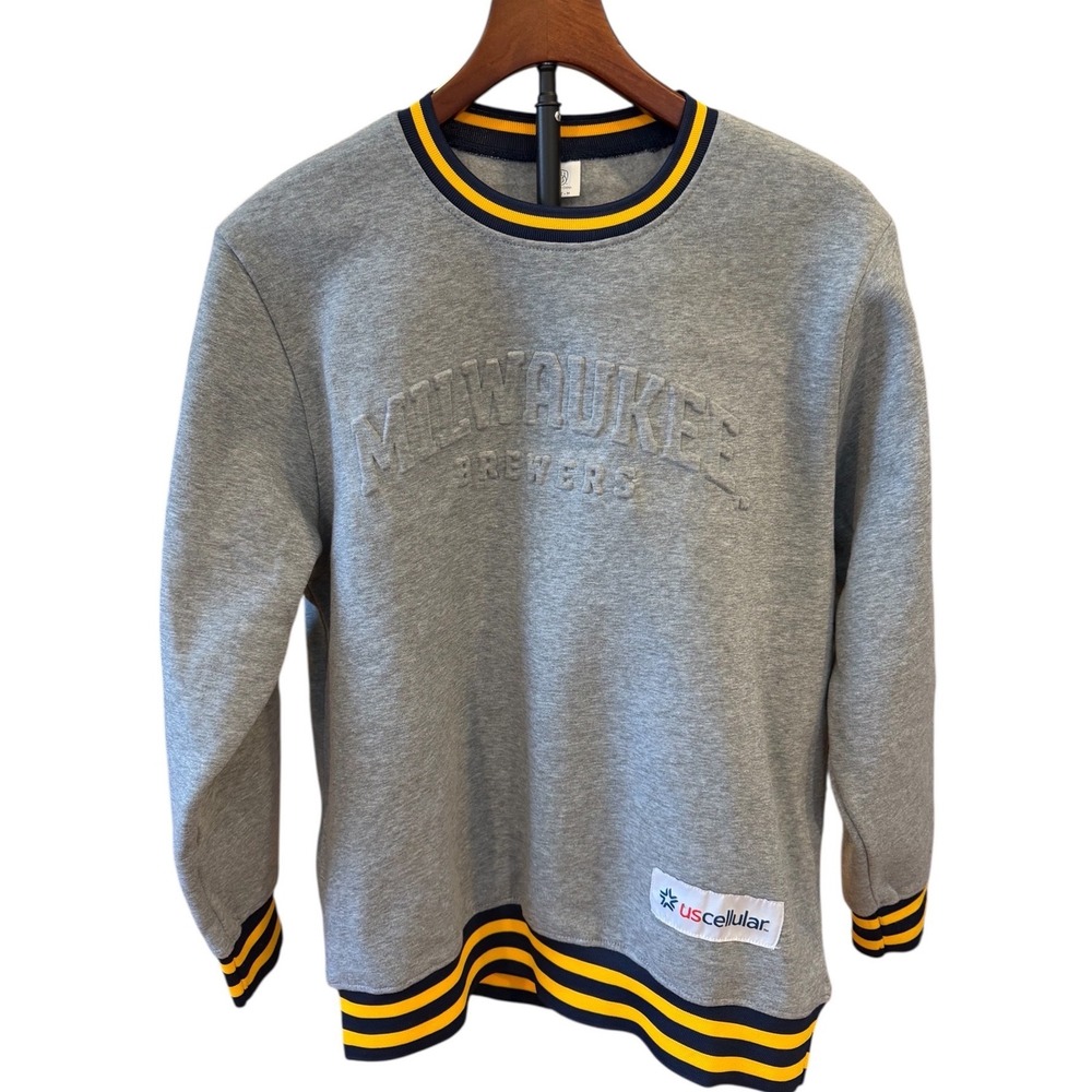 2025 Milwaukee Brewers Crew‎ Neck Sweatshirt SGA 9.13.25 NWOT SIZE MEDIUM